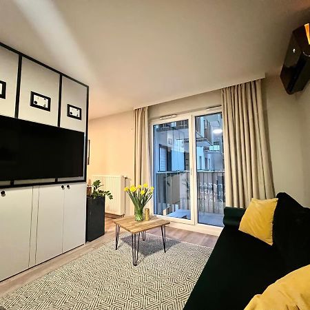 Milionowa 8 - Komfortowe Studio Z Garazem I Klimatyzacja Lodz  Luaran gambar